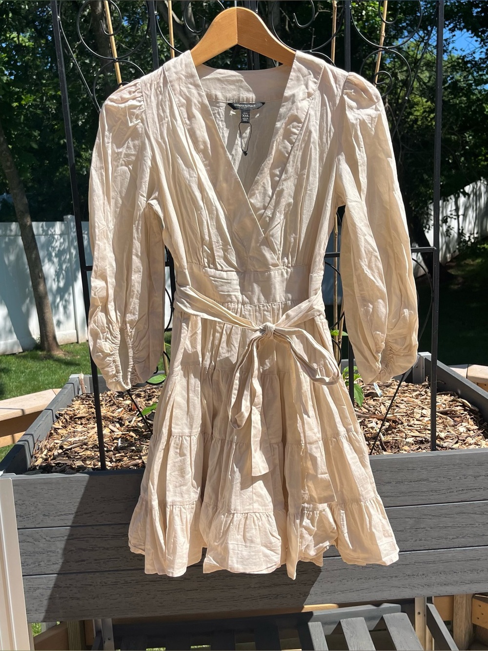 Banana Republic Beige Cotton Tiered Crossover Puffed Sleeve Dress Size XXSP NEW